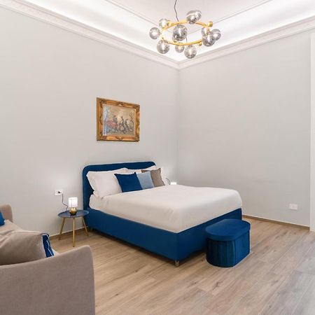 סלרנו Palazzo Galeoni Luxury Suites מראה חיצוני תמונה