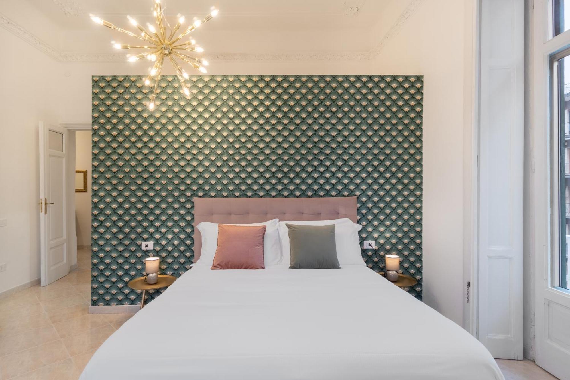 סלרנו Palazzo Galeoni Luxury Suites מראה חיצוני תמונה