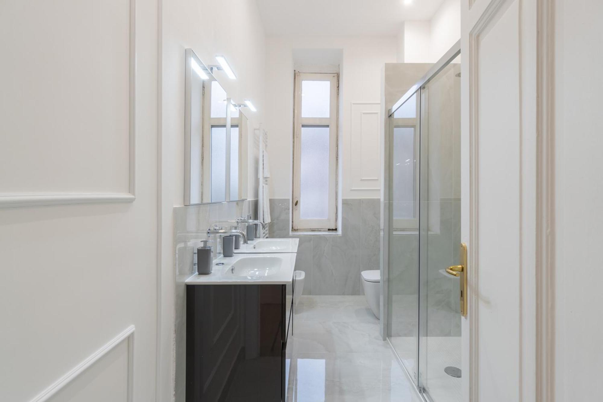 סלרנו Palazzo Galeoni Luxury Suites מראה חיצוני תמונה